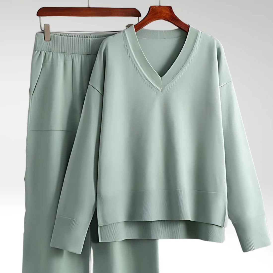 Line | Ensemble deux pièces Luxe à col en V